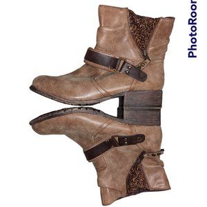 Women's Smarty booties, tan, size 10M